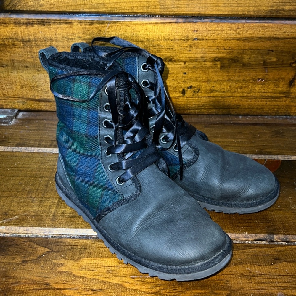 Ugg Plaid & Black Combat Boots w/ Satin Laces-‎ 7